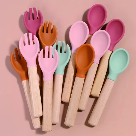 Food contact plastic cutlery for biodegradable plastic material applications